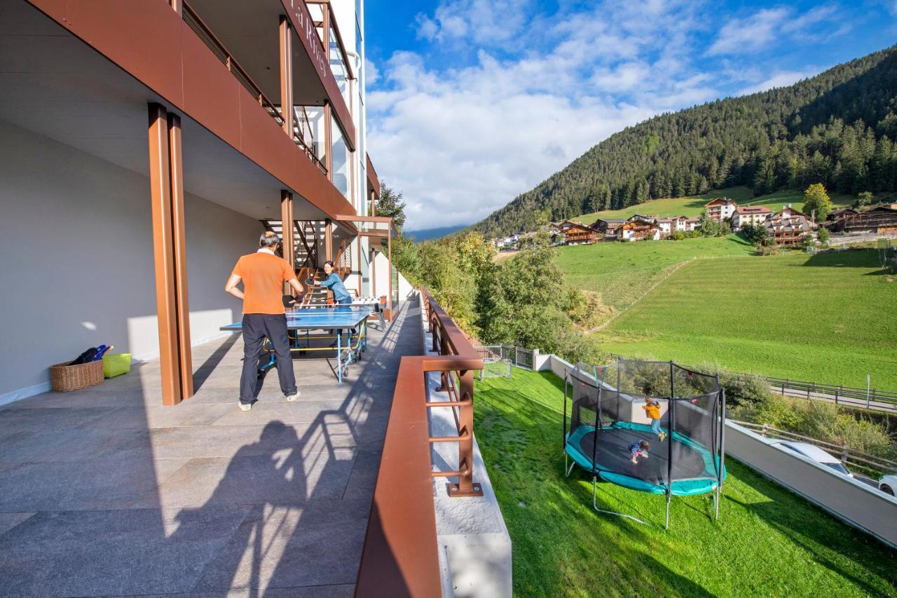 Apartments La Rives Santa Cristina Val Gardena المظهر الخارجي الصورة