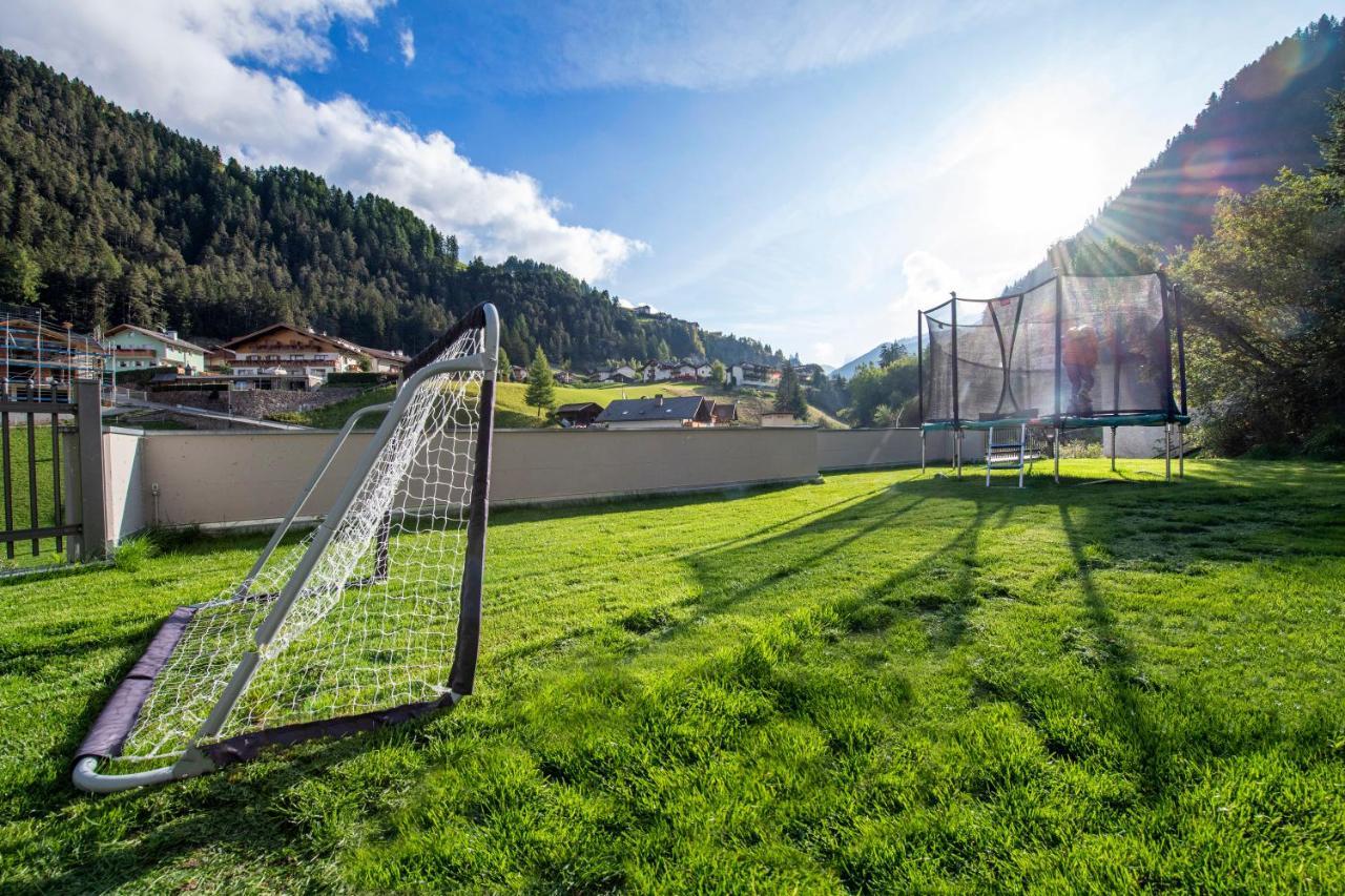 Apartments La Rives Santa Cristina Val Gardena المظهر الخارجي الصورة