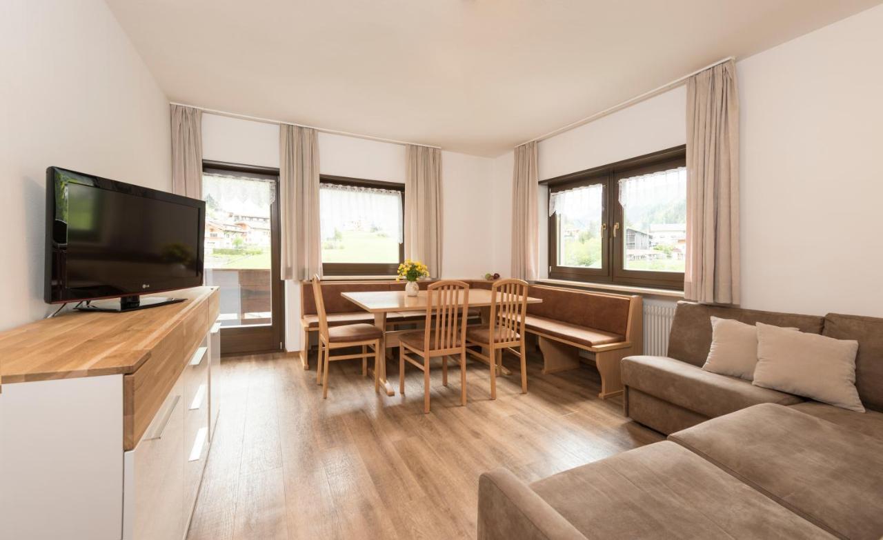 Apartments La Rives Santa Cristina Val Gardena المظهر الخارجي الصورة