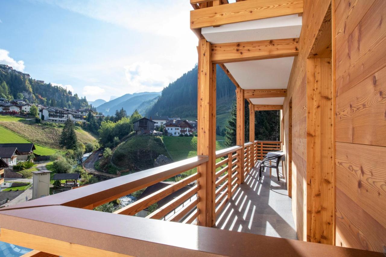 Apartments La Rives Santa Cristina Val Gardena المظهر الخارجي الصورة